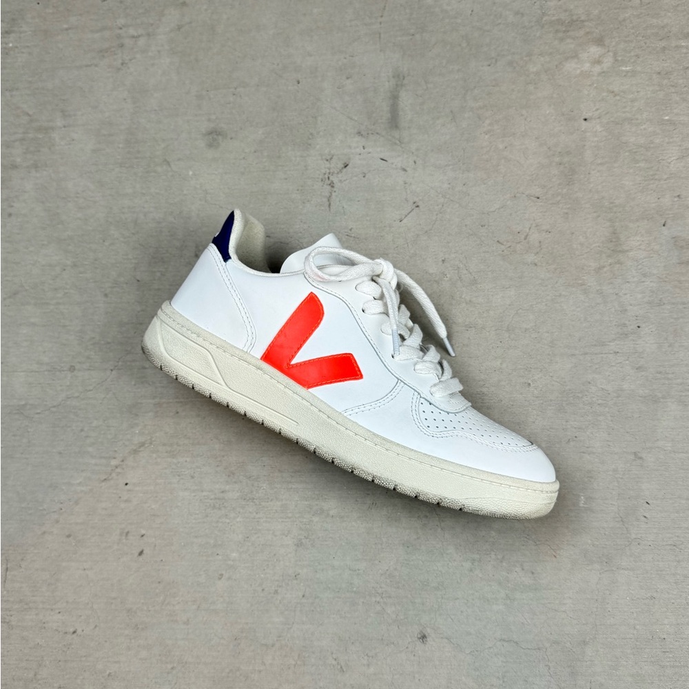 VEJA V-10 Women’s White Orange Fluo Combalt Leather Sneakers Size 37